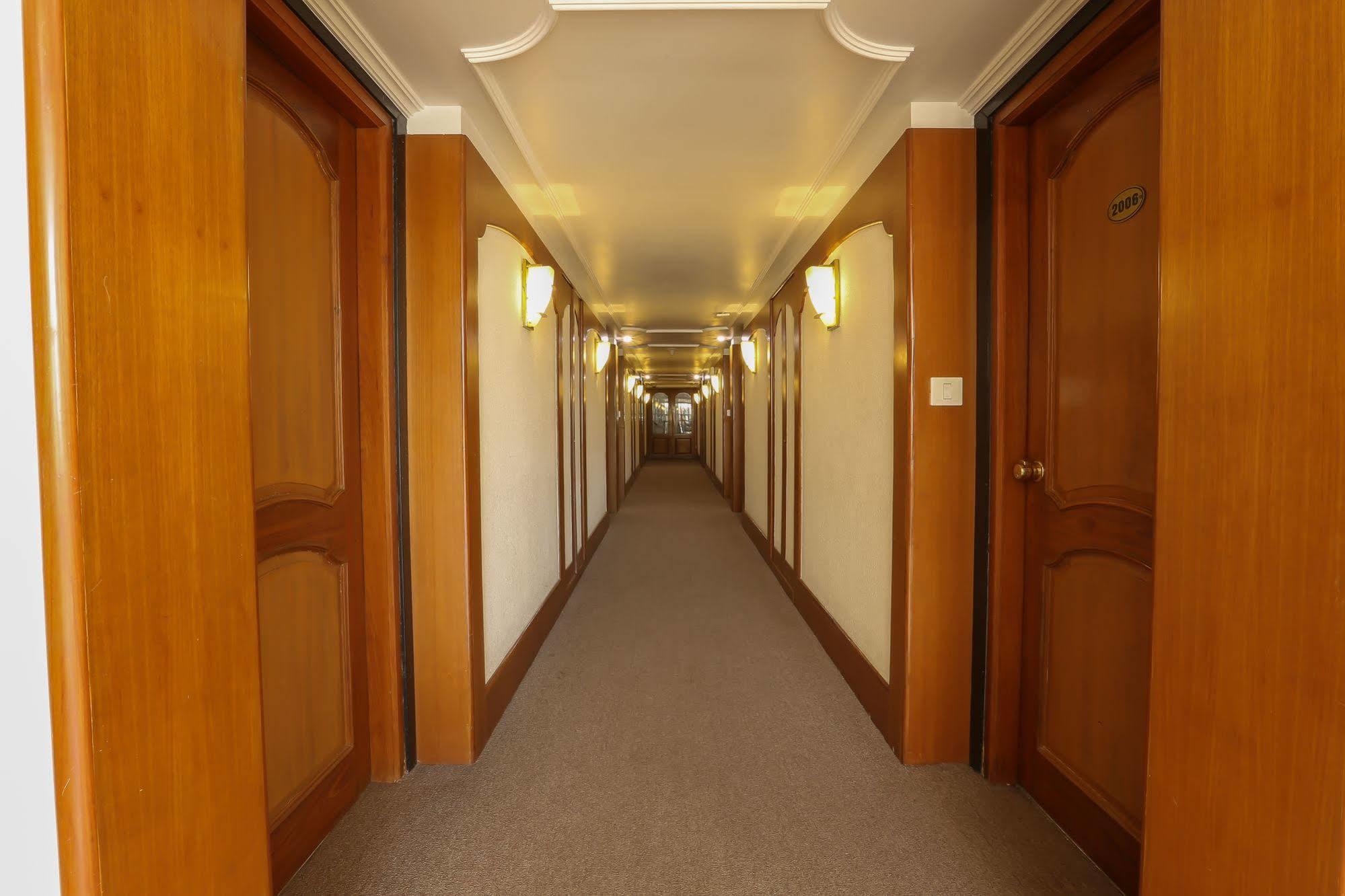 Grand Inn Μπανγκαλόρ Εξωτερικό φωτογραφία